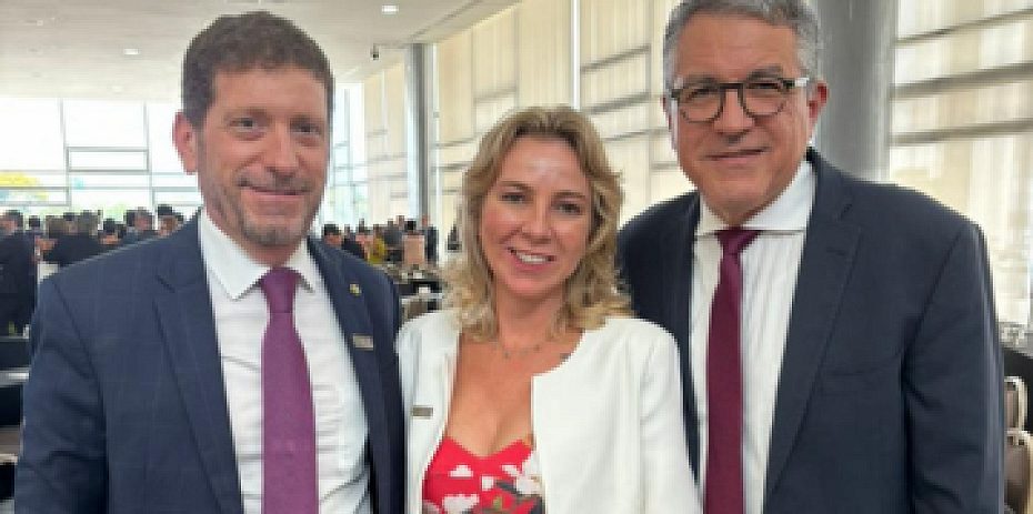 ABMES e Fórum Brasil Educação marcam presença na última reunião de 2023 do Conselhão da PR