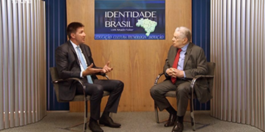 Diretor presidente da ABMES debate educação superior em programa do Canal Futura