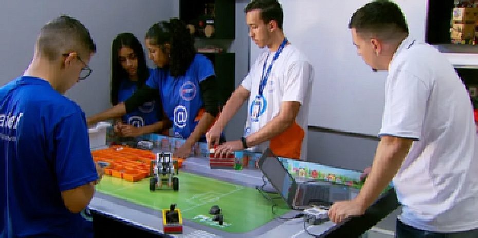 #AssociadoEmDestaque: Projeto da Inatel alia tecnologia e educação para ensinar eletrônica e robótica a alunos da rede pública