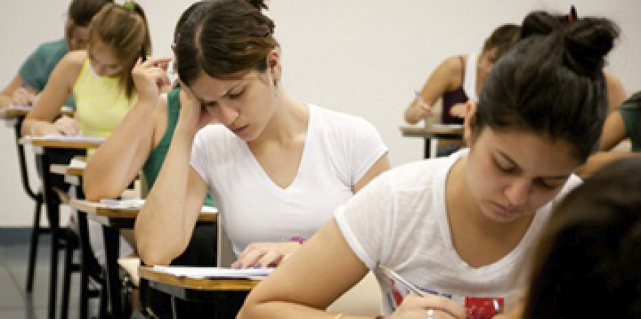 "A regra não vai mudar" , diz ministro da Educação após saída de universidades do RS do Fies