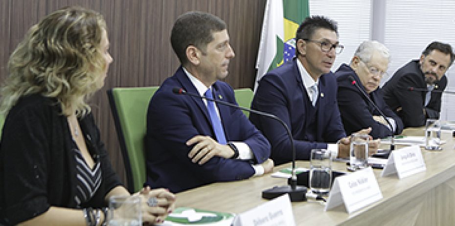 ABMES celebra 36 anos com debate sobre educação e o Estado Democrático