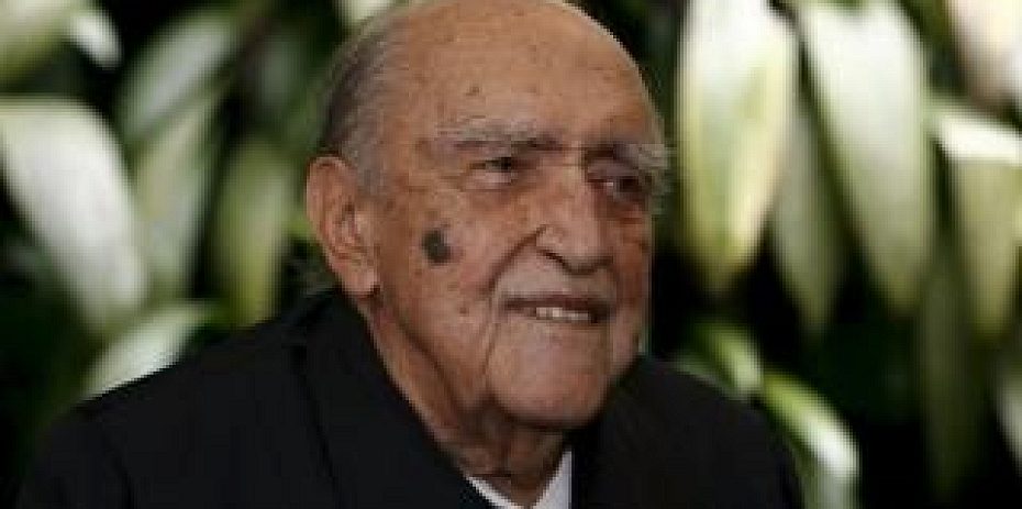 Morre Oscar Niemeyer, o poeta do concreto