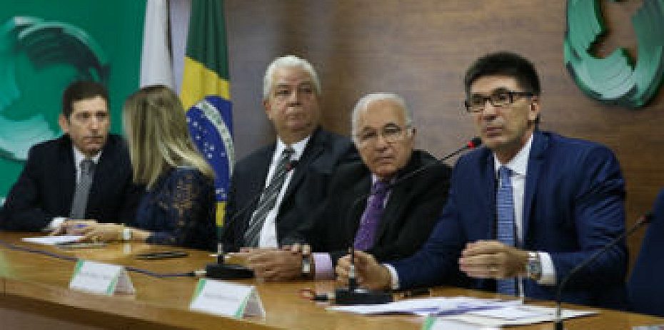 Seminário realizado com diretores e técnicos da Seres/MEC, em setembro — Augusto Coelho/ABMES