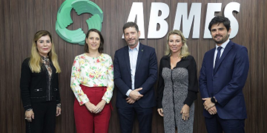 Mês de maio foi marcado por  eventos, cursos e seminários para agenda da ABMES